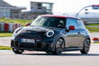Test av den 'vassa' hot hatchen MINI John Cooper Works 3D, tredje generationen foto 1