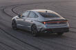 Test av den uppdaterade Hyundai Sonata-sedanen i 8:e generationen foto 4