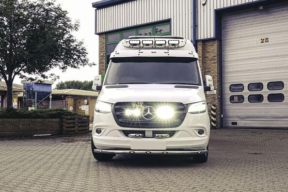 Tuning av Mercedes Sprinter: praktiska tillbehör