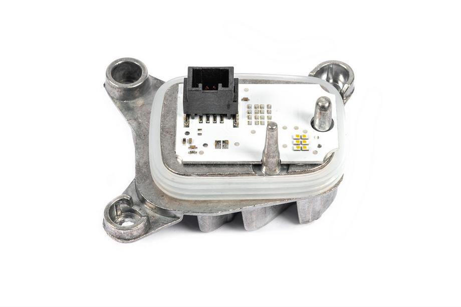 BMW 4-serie F32/F33/F36 2012–2020 LED-modul till strålkastare 63117493232 (1 st, höger) Foto 1