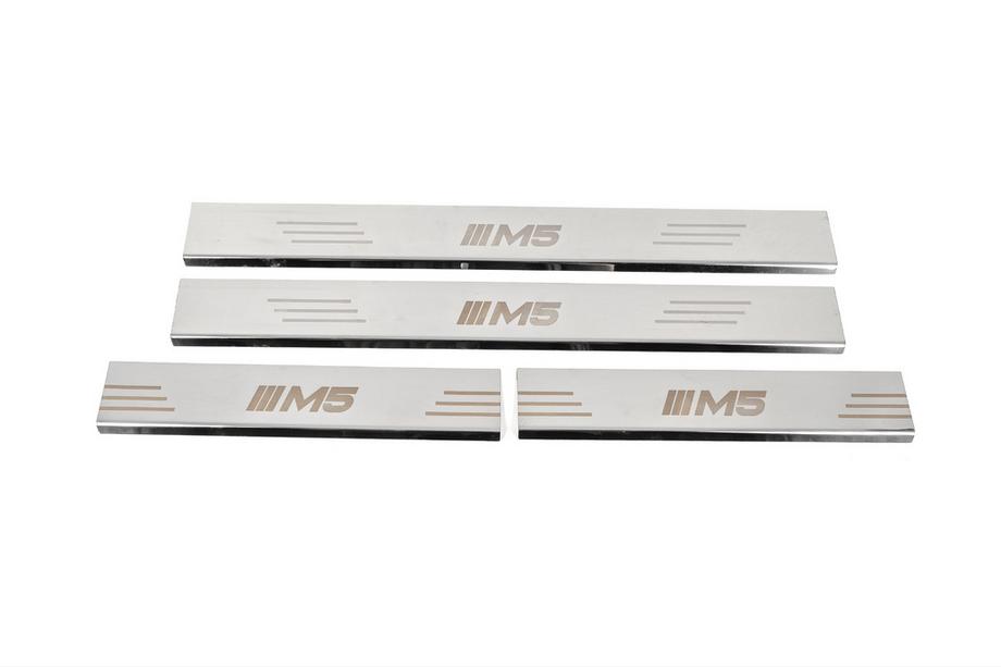 BMW 5-serie E34 1988–1995 Kromade instegslister (4 st, Carmos V4) Image
