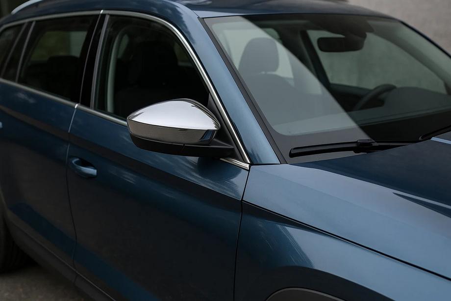 Skoda Kodiaq 2016–2023 Spegelkåpor (2 st, rostfritt stål) Carmos Image
