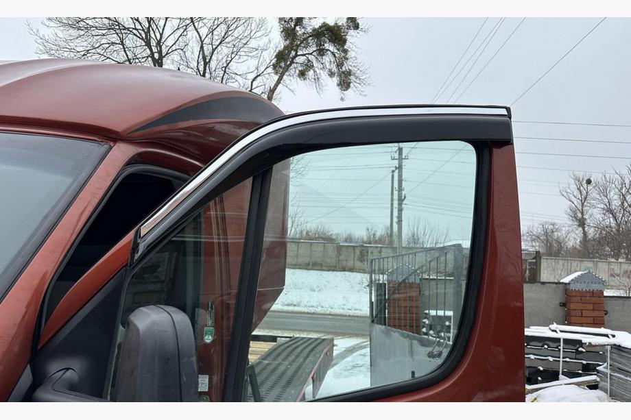 Mercedes Sprinter W906 2006–2018 Vindavvisare för sidorutor (2 st, EuroCap, Chrome) Image