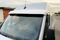 Mercedes Sprinter W907/W910 2018– Solskydd för vindruta på ram (Vit, 5 mm) foto 1