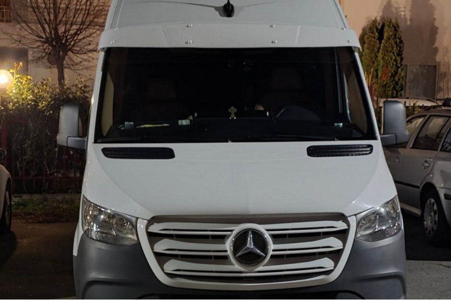 Mercedes Sprinter W907/W910 2018– Solskydd för vindruta på ram (Vit, 5 mm) Foto 4