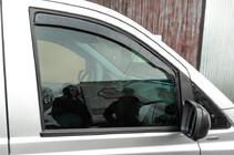 Mercedes Vito W639 2004–2014 Vindavvisare fönster, insticksmodell Niken Luxury (2 st) foto 2