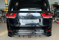 Toyota Land Cruiser 300 2021– WALD bodykit (för Prestige) foto 6