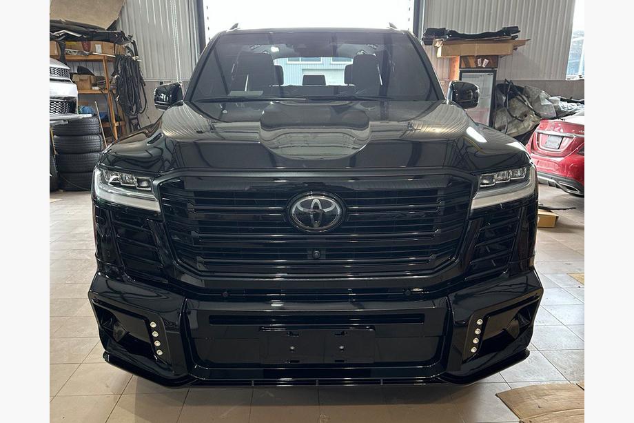 Toyota Land Cruiser 300 2021– WALD bodykit (för Prestige) Image