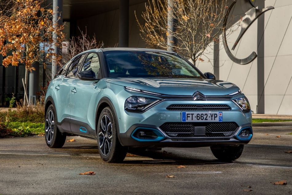 Test: elektriska crossover-halvkombin Citroen e-C4