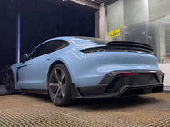 Porsche Taycan 2019– Bodykit-sats foto 7