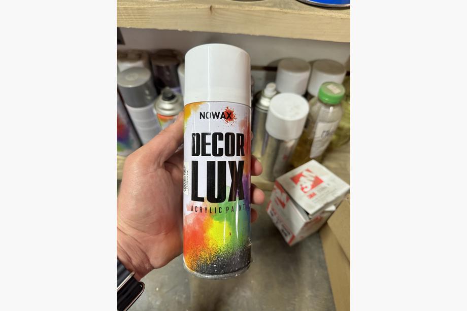 Svart sprayfärg 400 ml (Novatex) Image