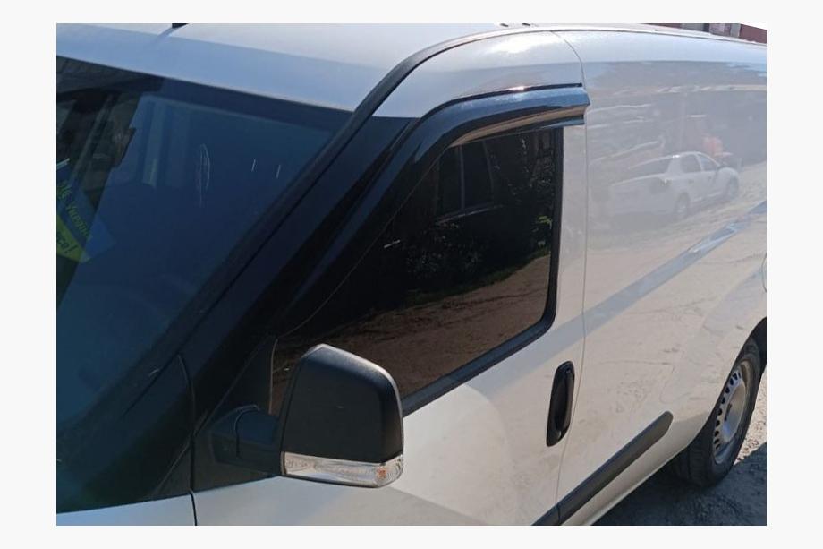 Hyundai H350 2014– Vindavvisare för sidorutor (2 st, Sunplex Sport) Image