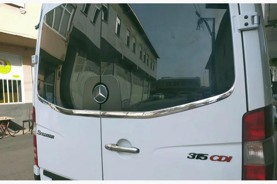 Mercedes Sprinter W906 2006–2018 Bakrutans kantlist Carmos (2 st, rostfritt stål) Image