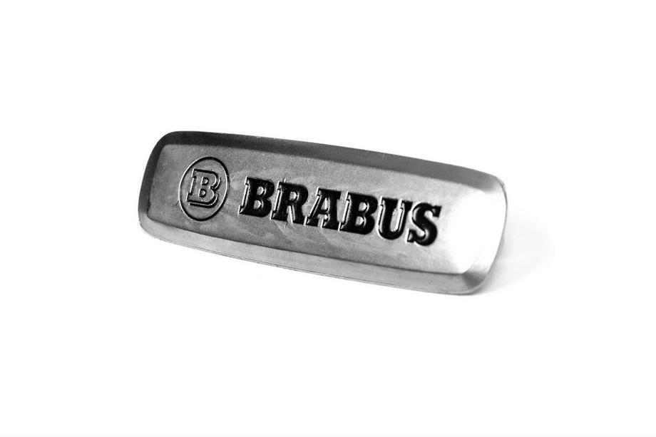 Mercedes-Benz Brabus aluminiumemblem för bilgolvmattor (1 st) Foto 2