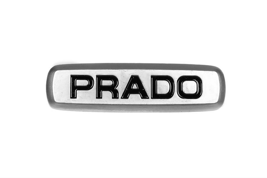 Toyota Prado aluminiumemblem för mattor (1 st) Image