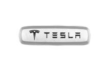 Tesla Aluminiumemblem för bilmattor (1 st) foto 1