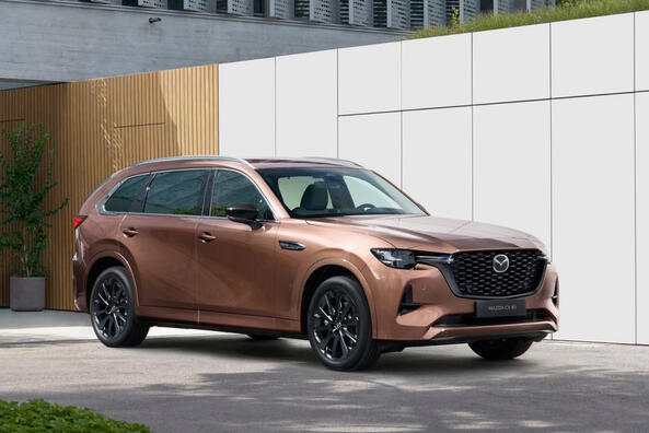 Mazda CX-80: test av japansk premium-crossover från 2024