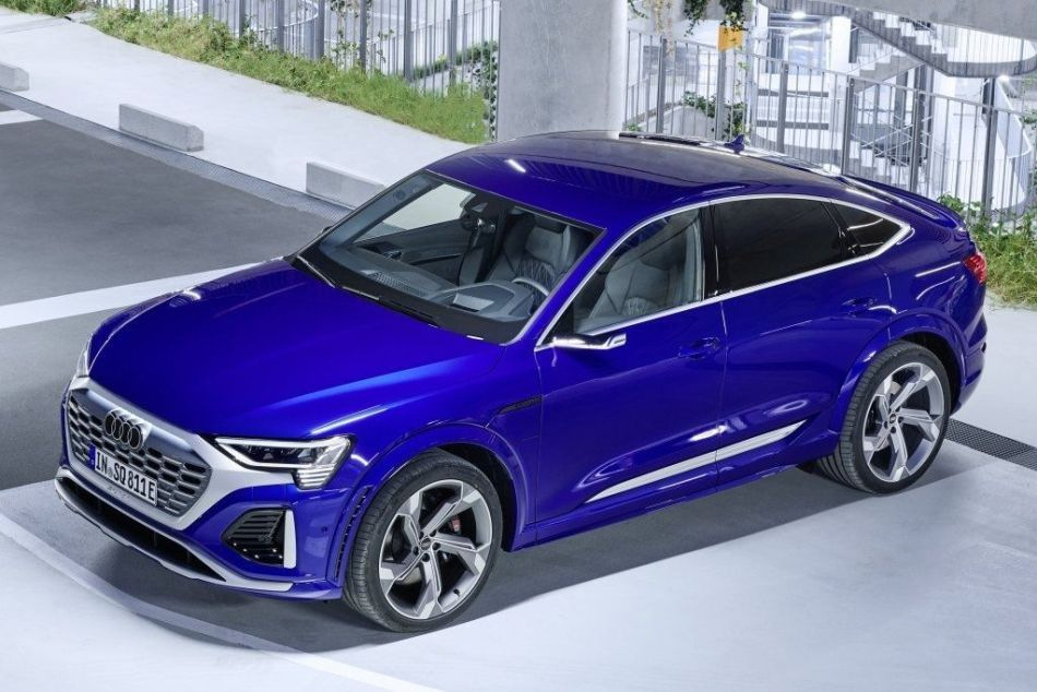 Audi SQ8 Sportback e-tron: test av en lyxig elektrisk crossover