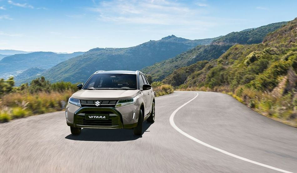 Uppdaterad Suzuki Vitara 2024: test av den kompakta crossovern