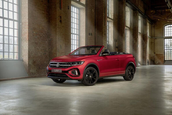 Volkswagen T-Roc Cabriolet: frihetens vind bakom ratten