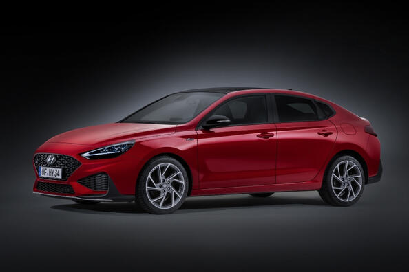 Test: den stilrena liftbacken Hyundai i30 Fastback