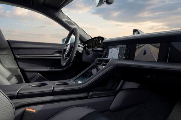 Uppdaterade Porsche Taycan 2024: snabb, lång räckvidd och ännu mer förfinad Foto 6