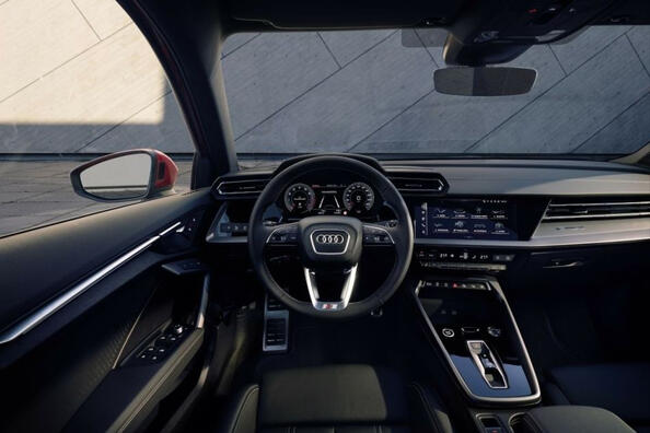 Uppdaterade Audi A3 Sedan 2024: utveckling av design och teknik Foto 5