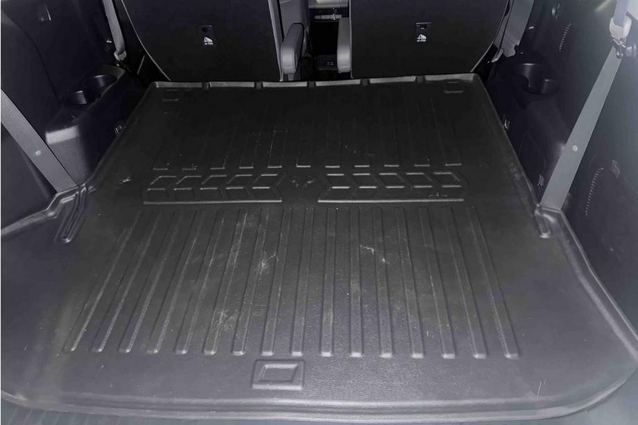 Toyota Highlander 2019– Stingray 3D bagagerumsmatta (med subwoofer, 7-sits med nedfälld tredje sätesrad) Foto 1