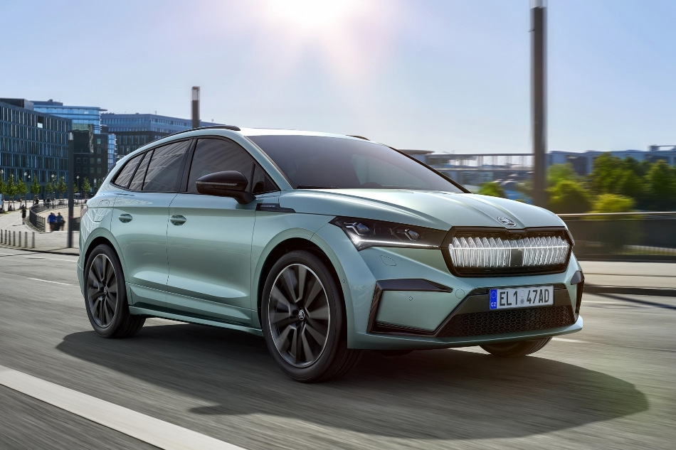Skoda Enyaq iV: Tjeckiska elcrossovern erövrar vägarna