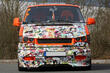 Stickerbombning av bilen: färgstark utmaning eller smaklöst? foto 2