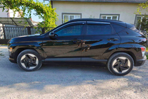 Hyundai Kona 2023– Vindavvisare med kromlist (4 st, Niken) foto 5