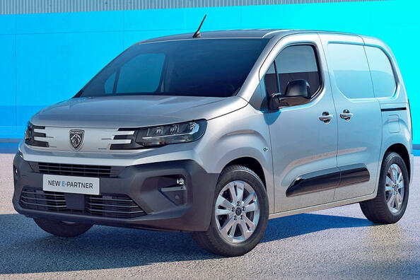 Test av uppdaterade elektriska transportbilen Peugeot e-Partner 2024