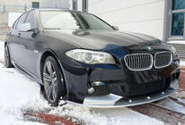 BMW 5-serien F10/F11 2010–2016 Frontläpp till stötfångare DPT Lip V-2 (för M-Performance, svart högglans) foto 6
