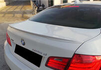 BMW 5-serien F10/F11 2010–2016 MP-Style bakspoiler (för F10, blanksvart) foto 5