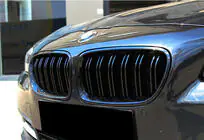 BMW 5-serien F10/F11 2010–2016 Njurgaller M-Look (svart högglans) foto 7
