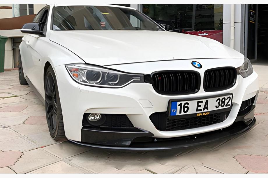BMW 3-serien F30/F31 2012–2019 DPT Lip frontläpp till stötfångare (för M-Performance, blanksvart) Image