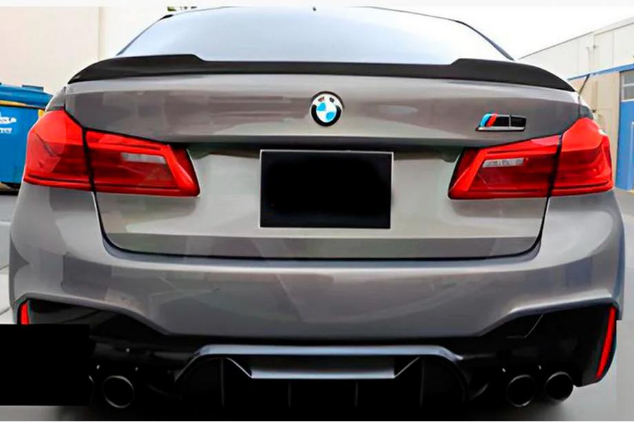 BMW 5-serien G30/G31 2017–2023 CS-Style spoiler (svart högglans) Image