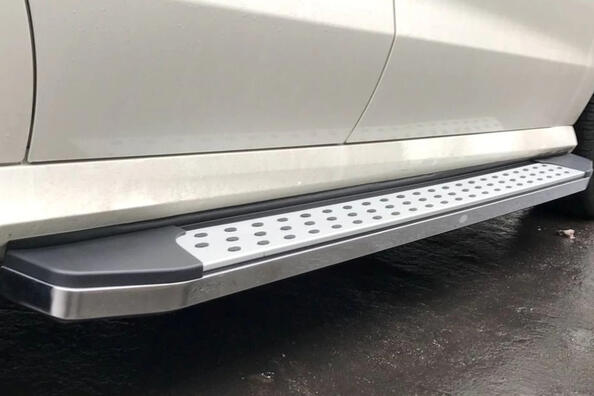 Varför behövs sidokjolar på bilen? Foto 1
