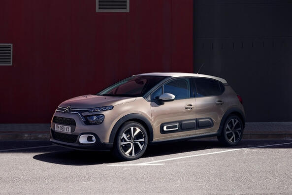 Test av uppdaterade stads-halvkombin Citroen C3