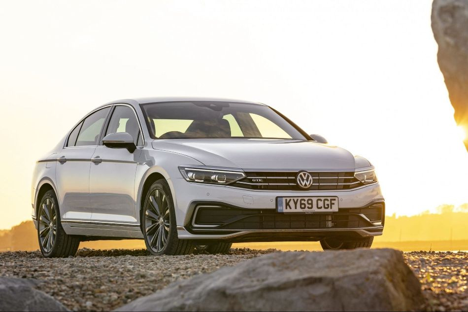 Volkswagen Passat GTE: test av hybridsedanen