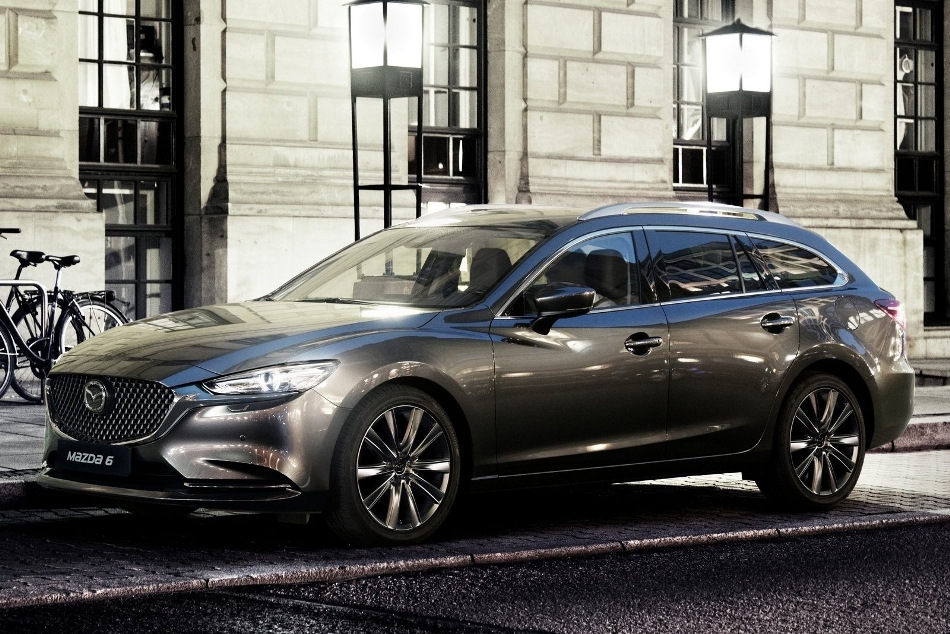 Test av Mazda 6 Combi: praktisk och bekväm kombi