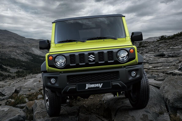 Legendariska terrängbilen Suzuki Jimny, fjärde generationen