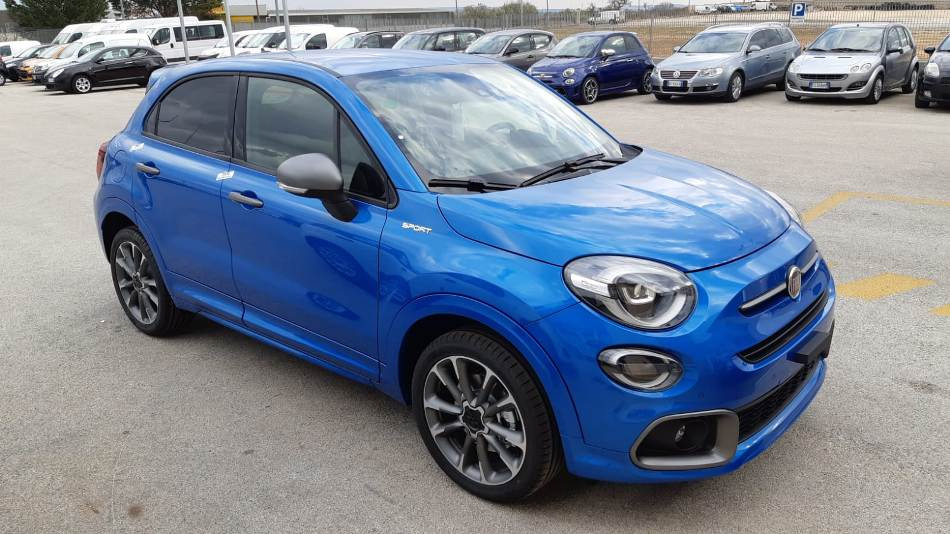 Recension av faceliftversionen av crossovern Fiat 500X