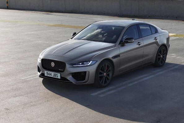 Test av den brittiska premiumsedanen Jaguar XE