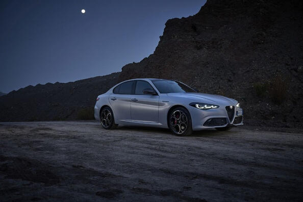 Alfa Romeo Giulia 2022: uppdaterad italiensk sedan