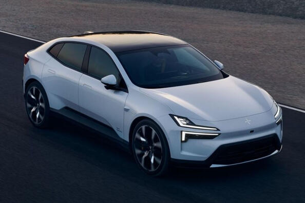 Test av Polestar 4: elektrisk crossover med unik design