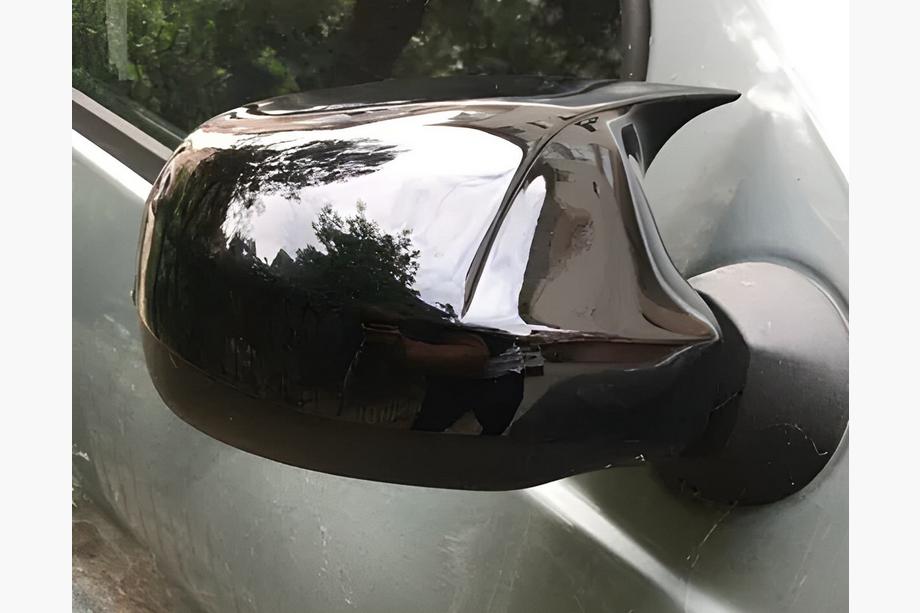 Dacia Duster 2008–2018 Spegelframsidor BMW-Style (2 st) V-2 Image