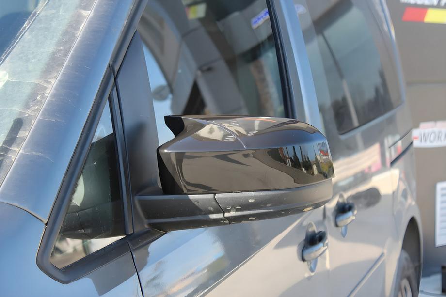 Volkswagen Caddy 2015–2020 Spegelskåpor RLine-Look (2 st) Image