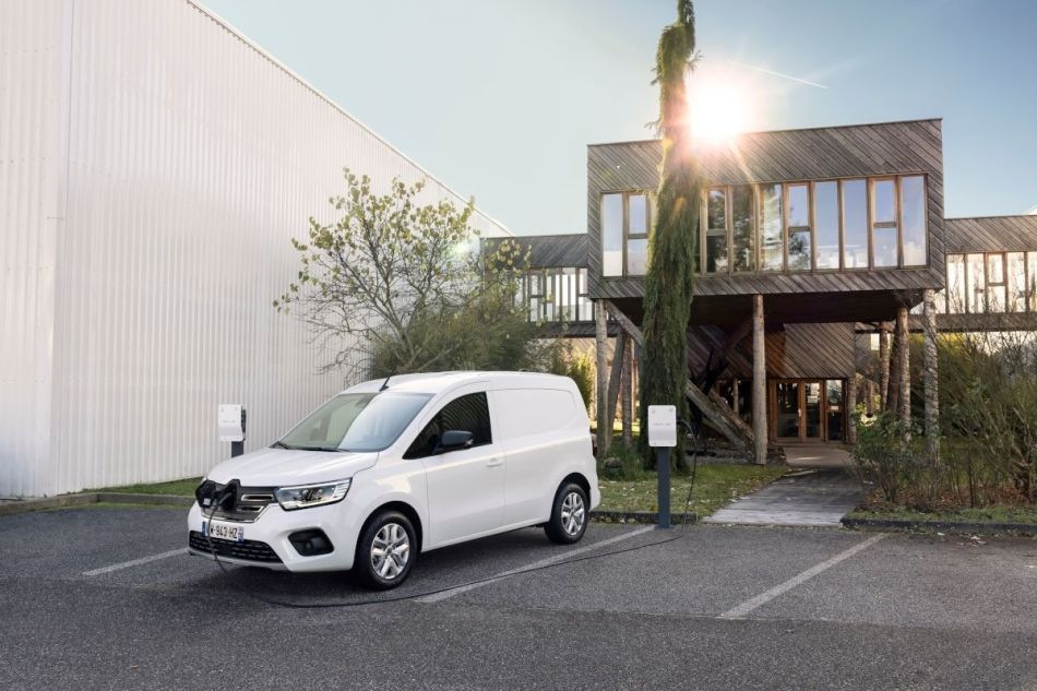 Test av den elektriska transportbilen Renault Kangoo Van E-Tech
