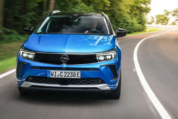 Opel Grandland: test av den uppdaterade crossovern